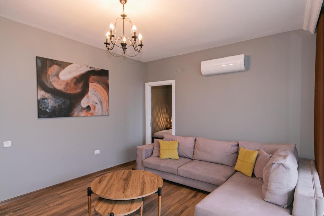 Lara Suites Antalia Esterno foto