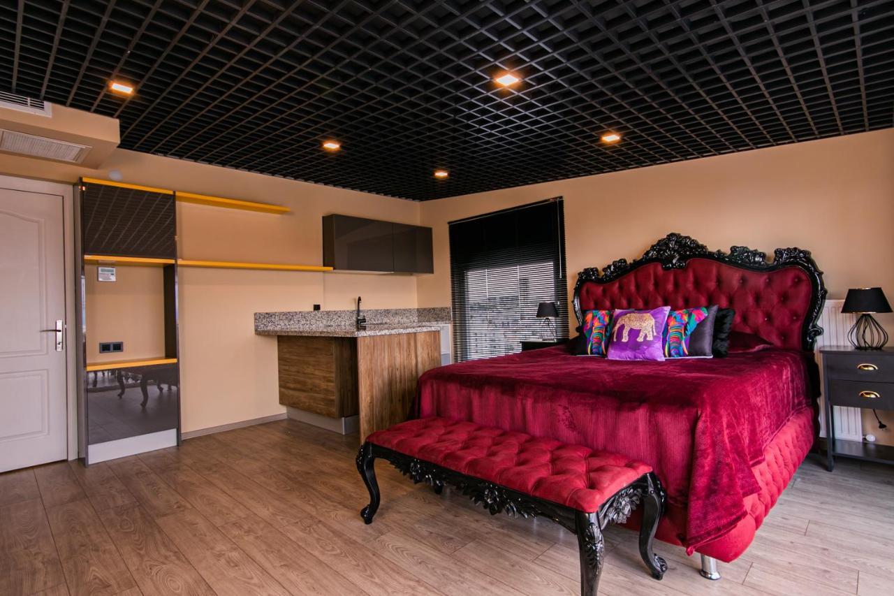 Lara Suites Antalia Esterno foto